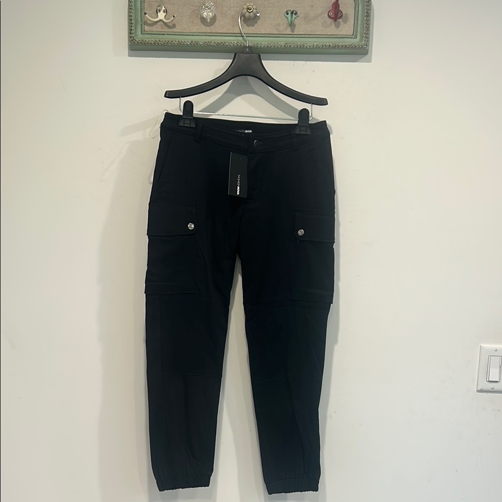 Fashion Nova Black Super low rise wasting time Cargo style pants xs women’s new
